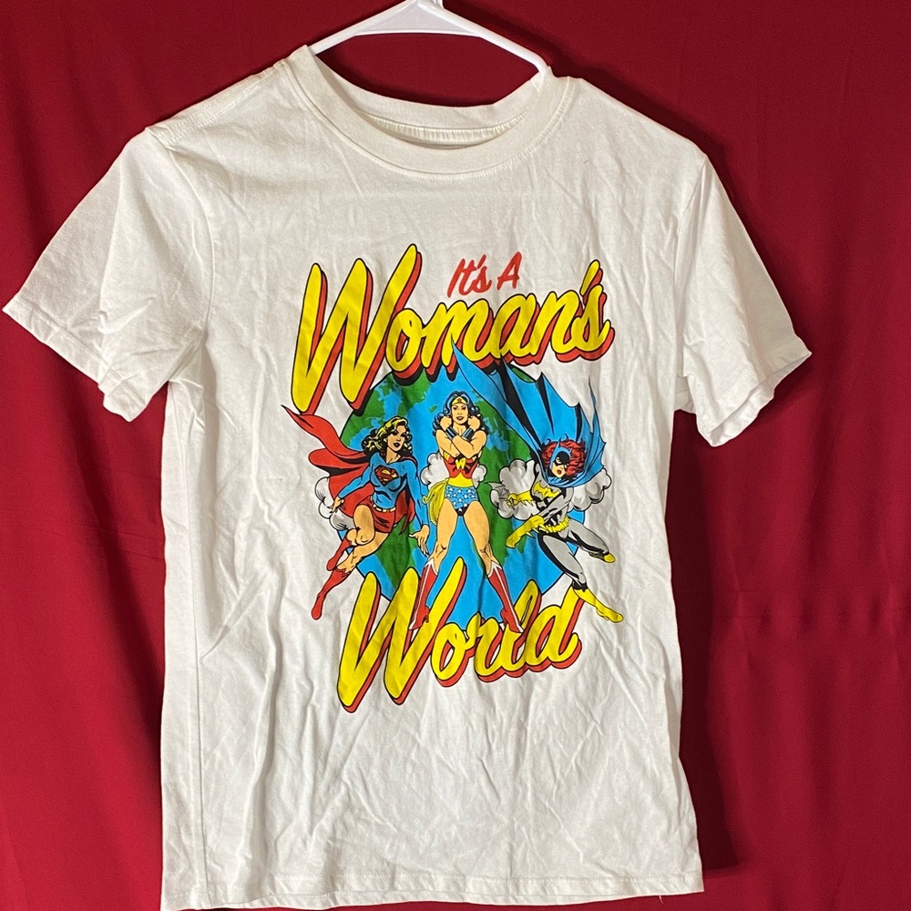Justice League Women's Graphic Tee - White with Red, Yellow, Blue